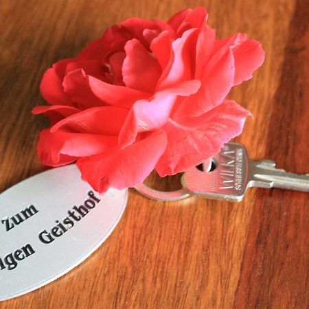 "Zum Heiligen Geisthof" Hotel Parchim Bagian luar foto
