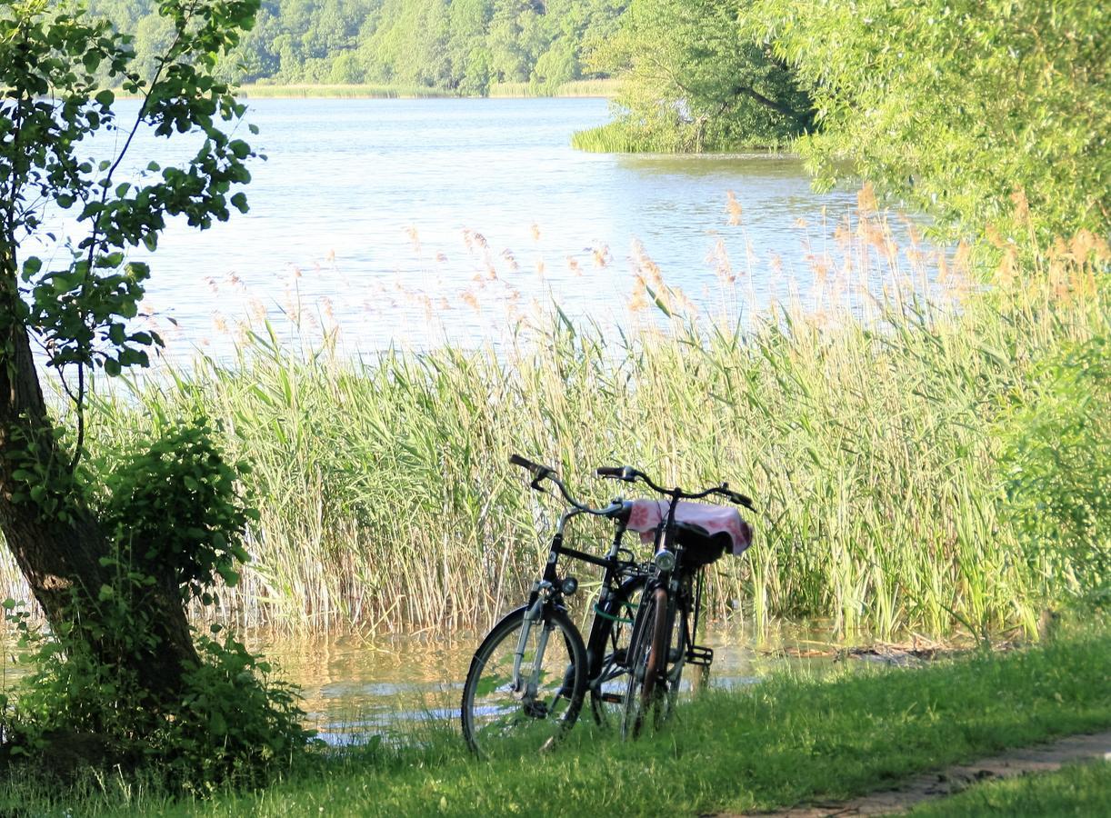 "Zum Heiligen Geisthof" Hotel Parchim Bagian luar foto