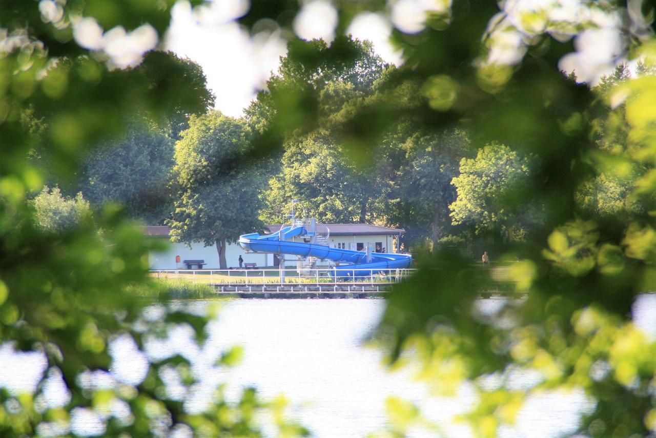 "Zum Heiligen Geisthof" Hotel Parchim Bagian luar foto