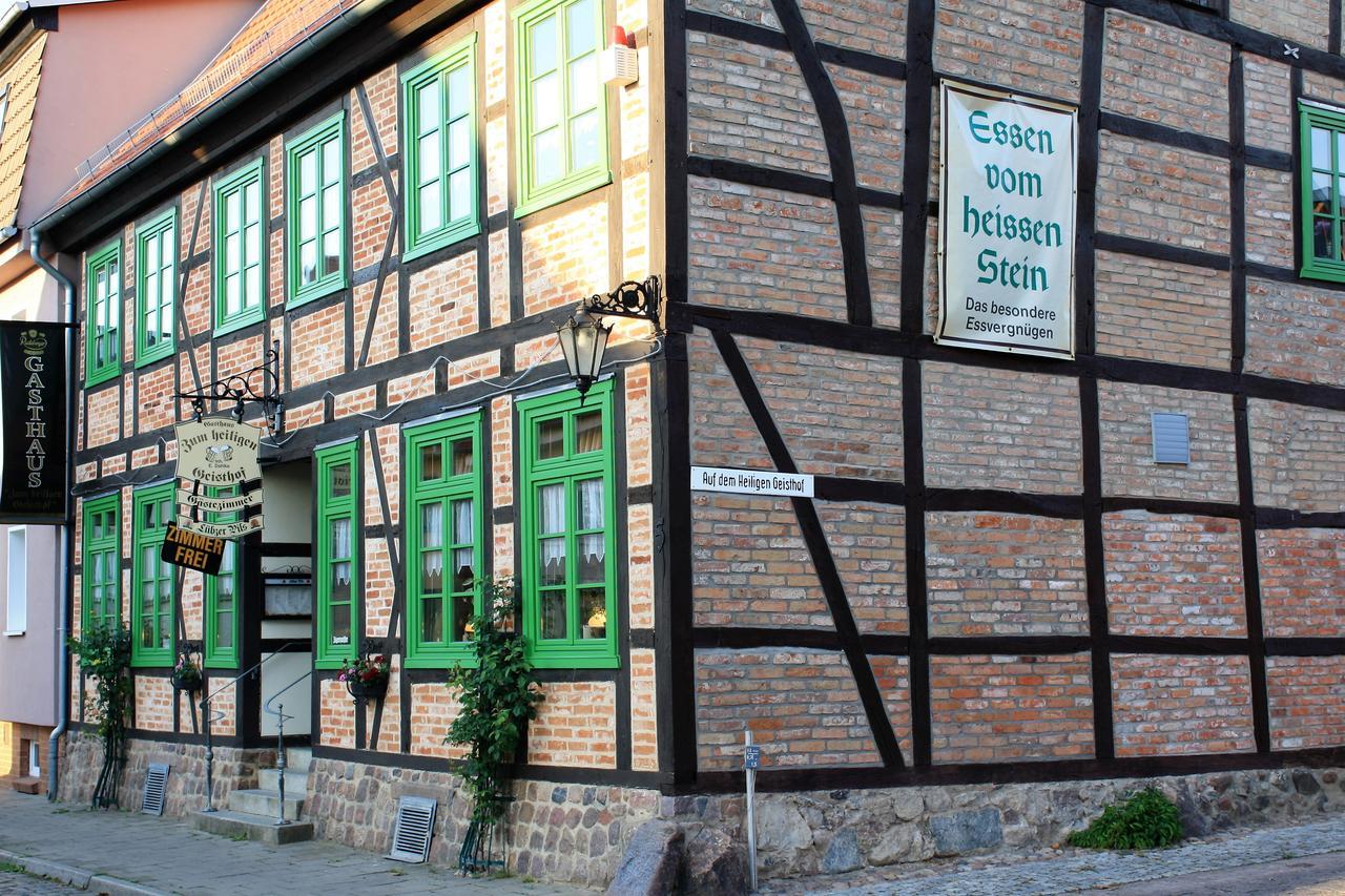 "Zum Heiligen Geisthof" Hotel Parchim Bagian luar foto