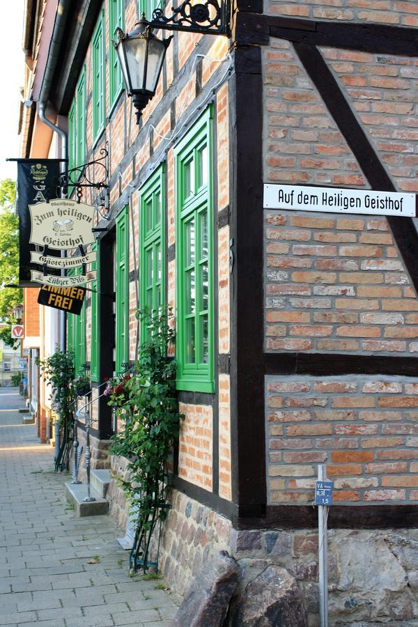 "Zum Heiligen Geisthof" Hotel Parchim Bagian luar foto